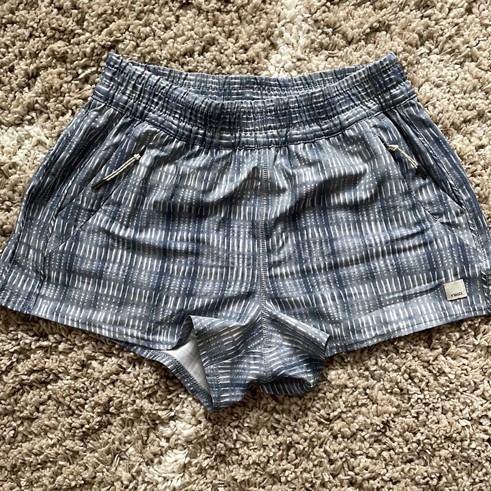 NWOT Vuori Dash short